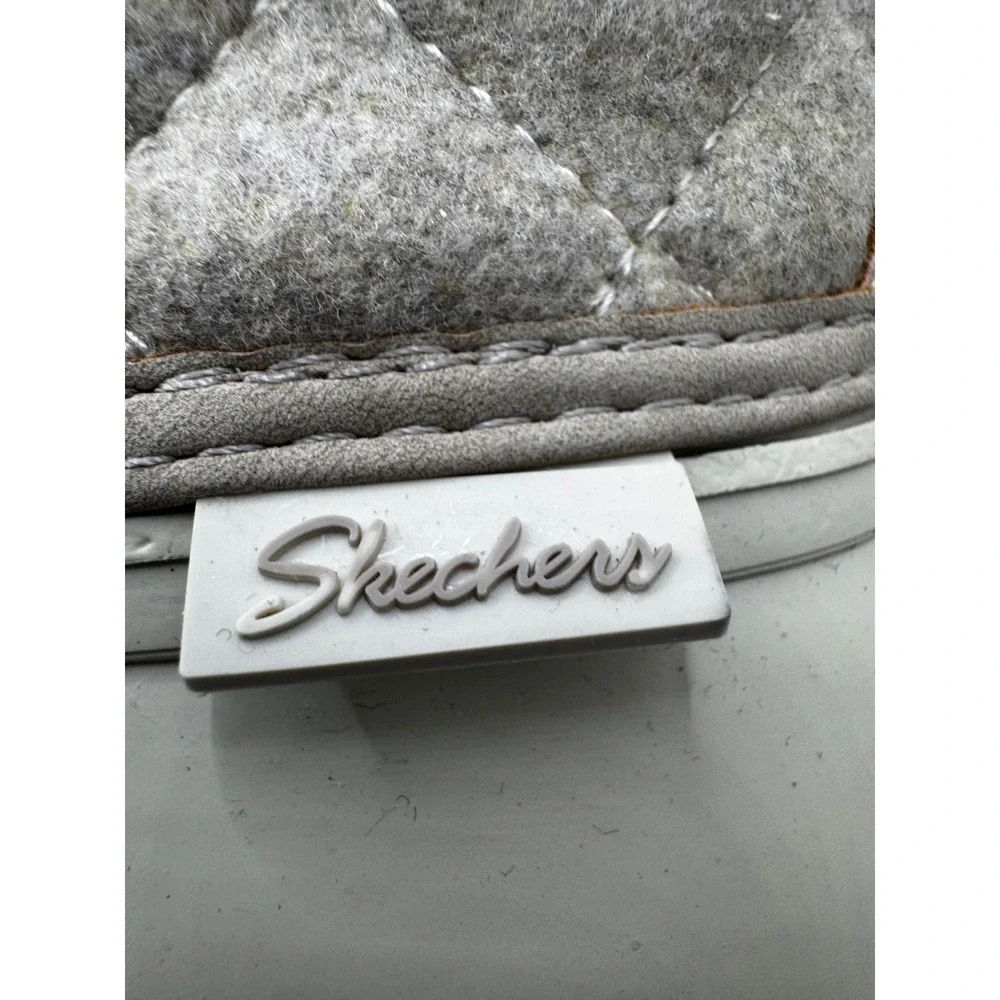 Skechers Pond 44376 Women 9 Natural Tan Quilted Waterproof Duck Boots NWT no box